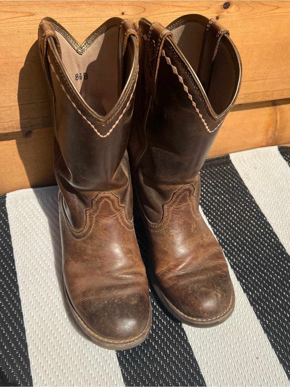 Ariat Brown Leather Cowboy Boots
